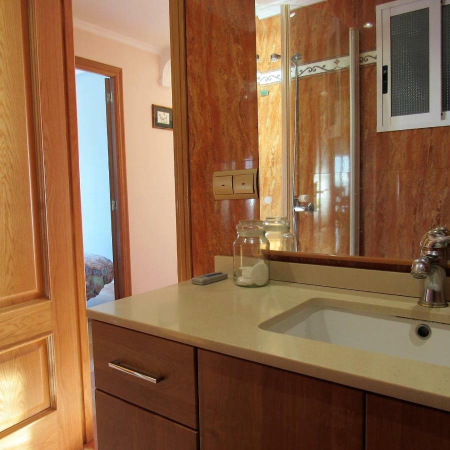 Edificio Montecarlo Playa San Juan Appartement El Campello Buitenkant foto