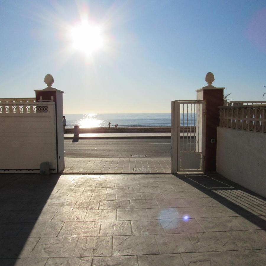 Edificio Montecarlo Playa San Juan Appartement El Campello Buitenkant foto